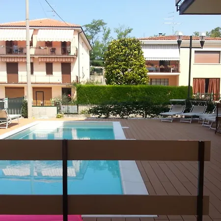 Alessio Apartment *